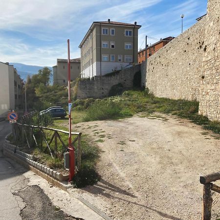 Casa San Bernardino - Private Parking Appartamento LʼAquila Esterno foto